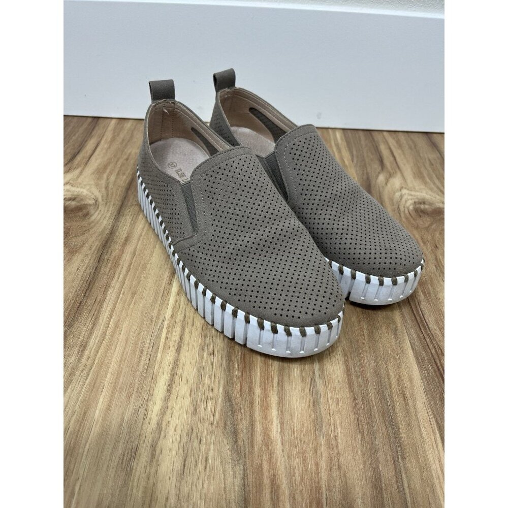 Ilse Jacobsen Tulip Platform Slip On Shoes Size 37 Beige